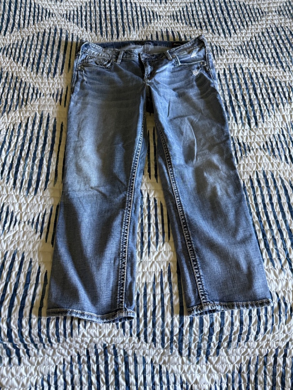 Silver Jeans Women's Faded Blue Boot Cut Jeans crop